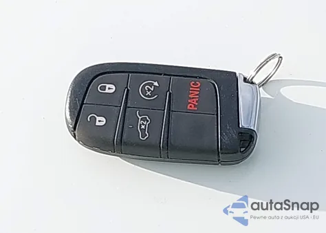 2023 Jeep Compass Limited 4X4 из США, поврежденный, VIN 3C4NJDCN3PT525424